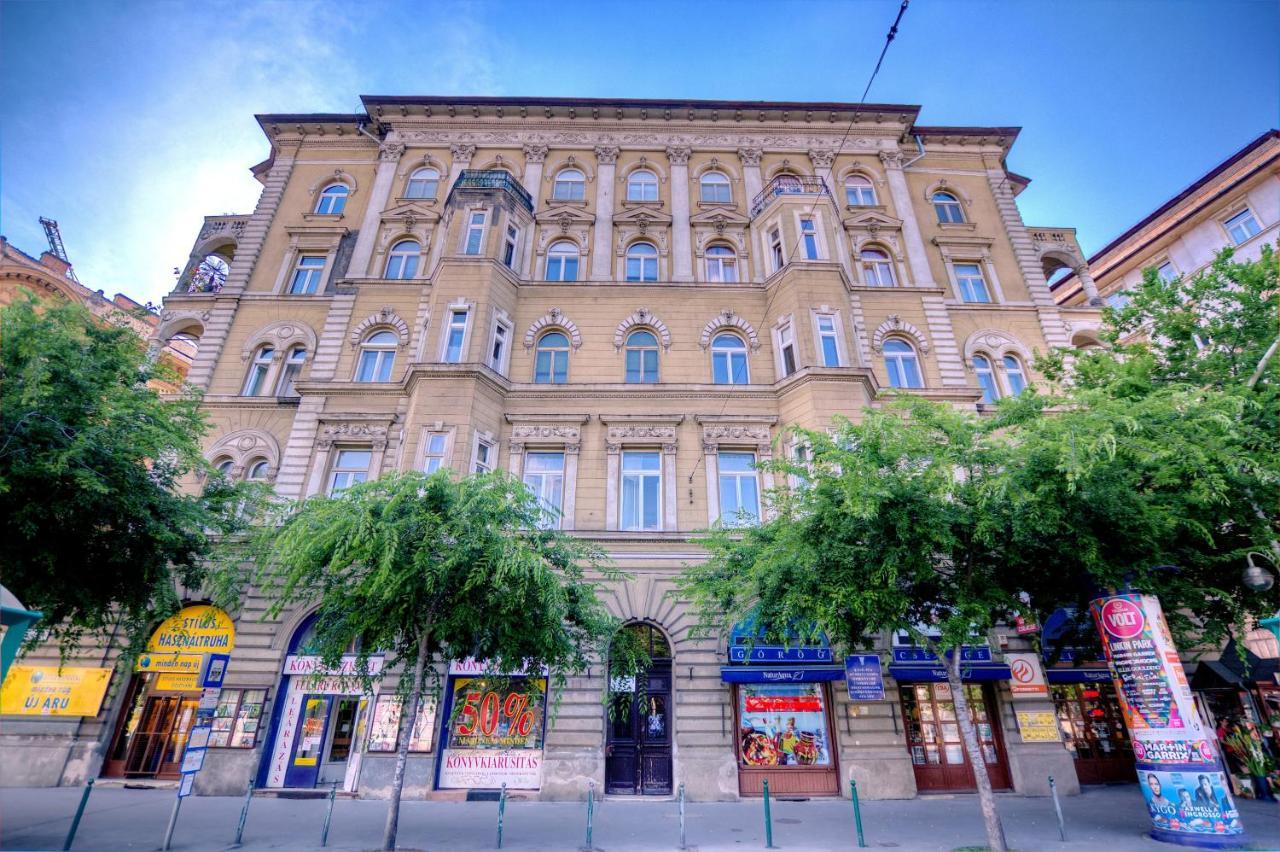 Gellerico Rooms At Rakoczi Square Будапеща Екстериор снимка
