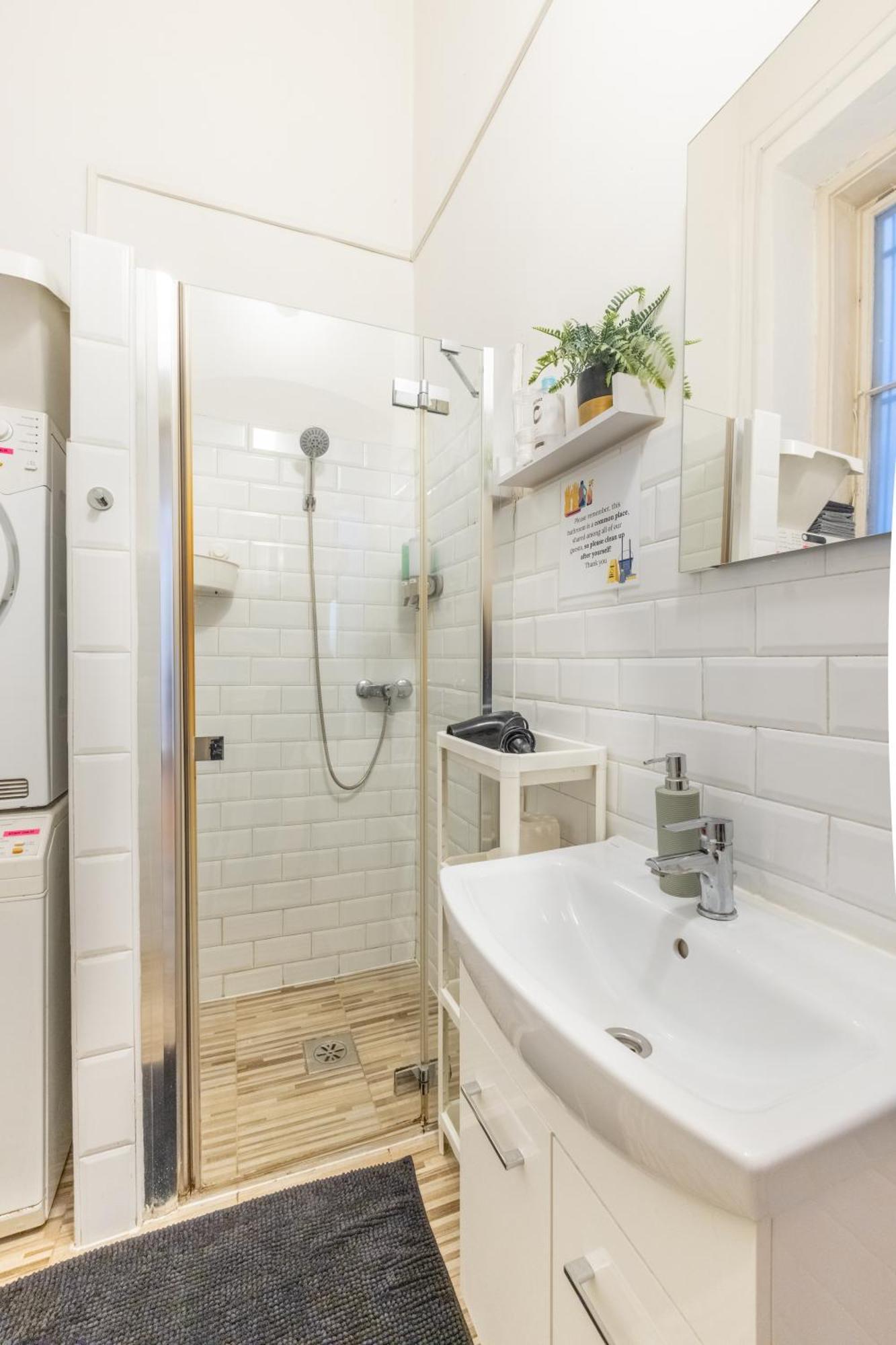 Gellerico Rooms At Rakoczi Square Будапеща Екстериор снимка